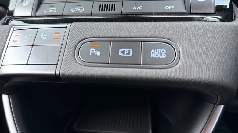 Hyundai INSTER 85kW 02 49kWh 5dr Auto Electric Hatchback